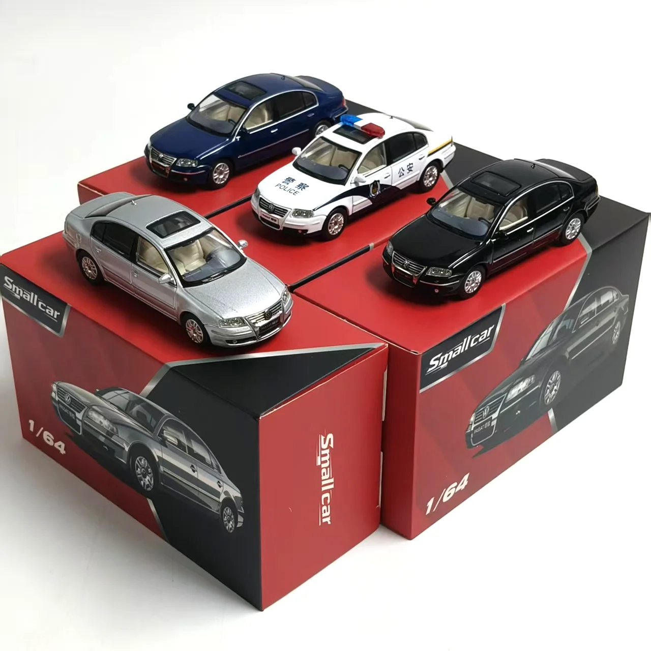 Diecast Small Car 1:64 Scale VW Passat Lupo B5.5 Alloy Car Model
