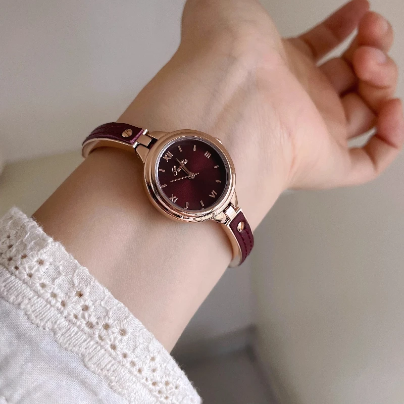 

Vintage Women's Purple Half Bracelet Quartz Watch Elegant Clock Stainless Steel Waterproof Ladies Watch Luxury Reloj Mujer