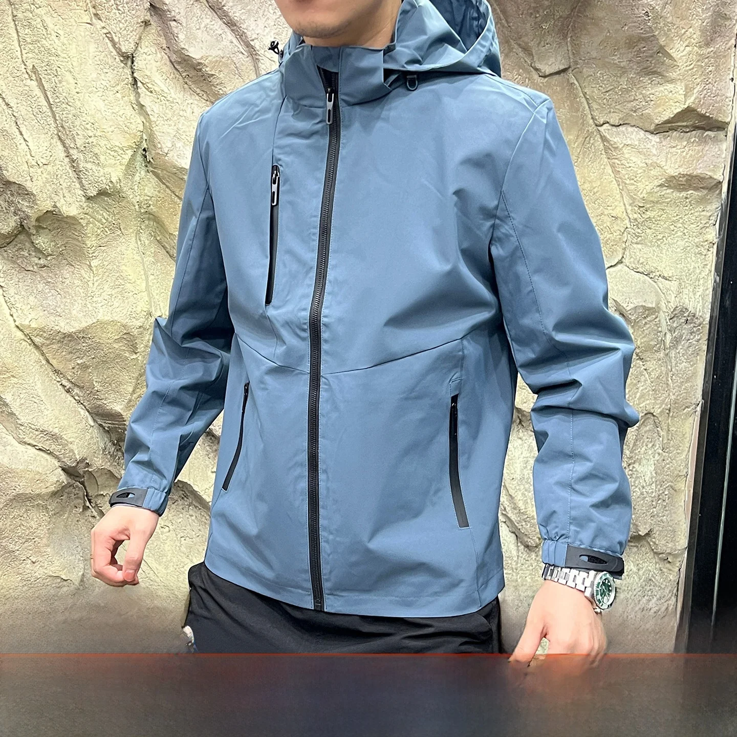 

Уличный мужской дышащий мягкий ell Jaet, новое осеннее поступление, ветрозащитный, водонепроницаемый, с ионами серебра, теплоотделение, с капюшоном, Fce J...