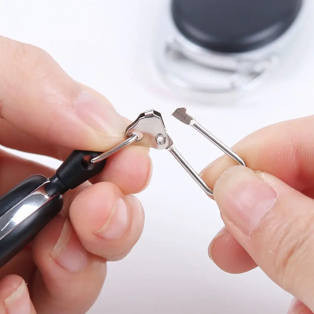 

Fly Fishing Zinc Alloy Chain Clips Anglers ID Lanyard Belt Keychain ABS Badge Reel Retractable Pull Key Ring Badge Holder