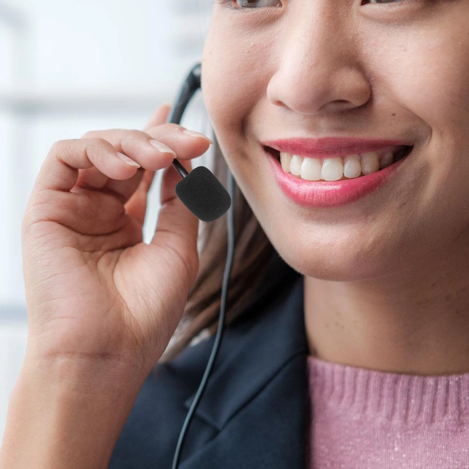 

20Pcs Standard Handheld Microphone Cover Sponge Foam Windscreen for Mic Stage Live Performance Noise Reduction Compact Mic