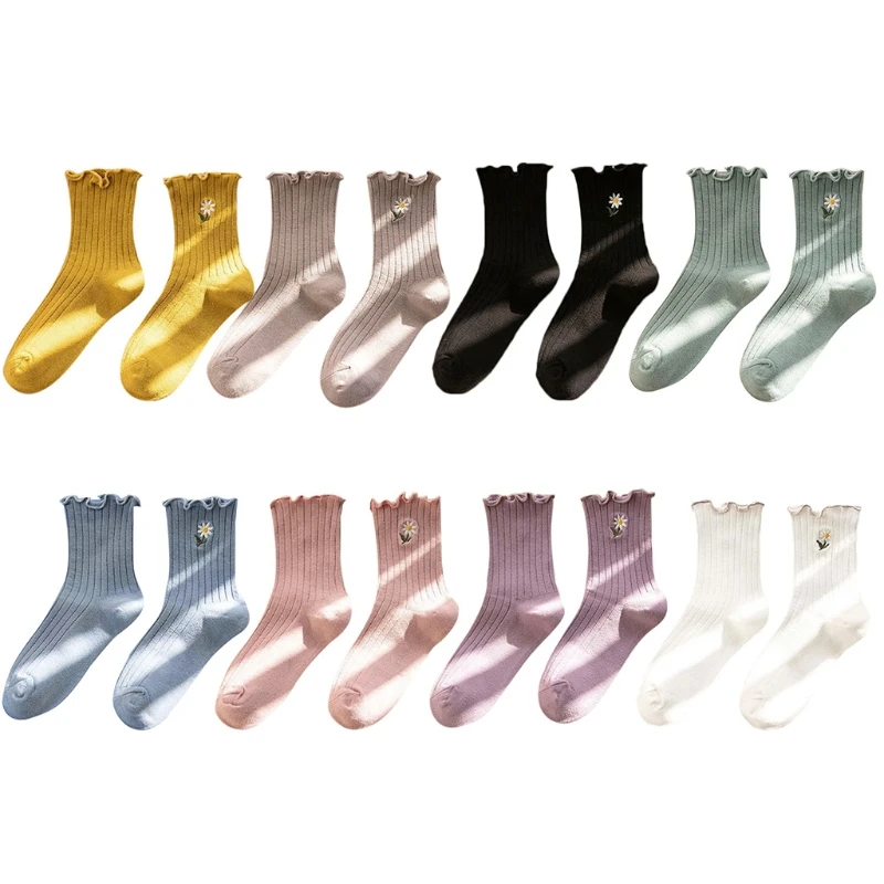 

2023 New Women Girls Daisy Floral Embroidery Ankle Socks Ruffles Ribbed Mid Tube Hosiery