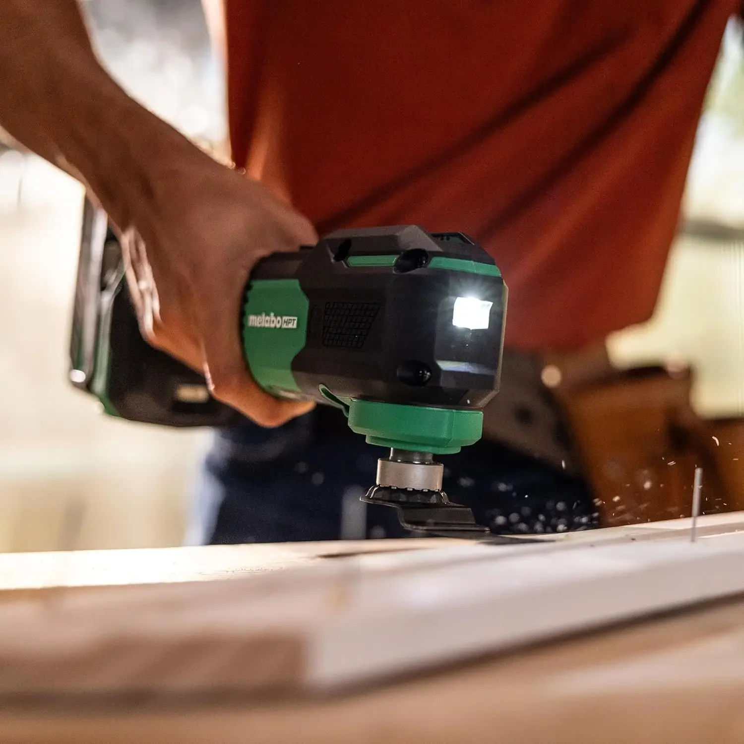 

[Limited Time Offer, Today Only!]Hot-selling 18V MultiVolt Cordless Oscillating Multi-Tool, Low Vibration Design, Universal Desi