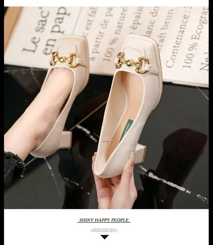 Luxuriöse Damen-Mary-Jane-Schuhe im französischen Stil mit mittelhohem Absatz, offener Rückseite, dickem Absatz, eckiger Spitze, für den Sommer, für Büro und Freizeit. – Detail 6