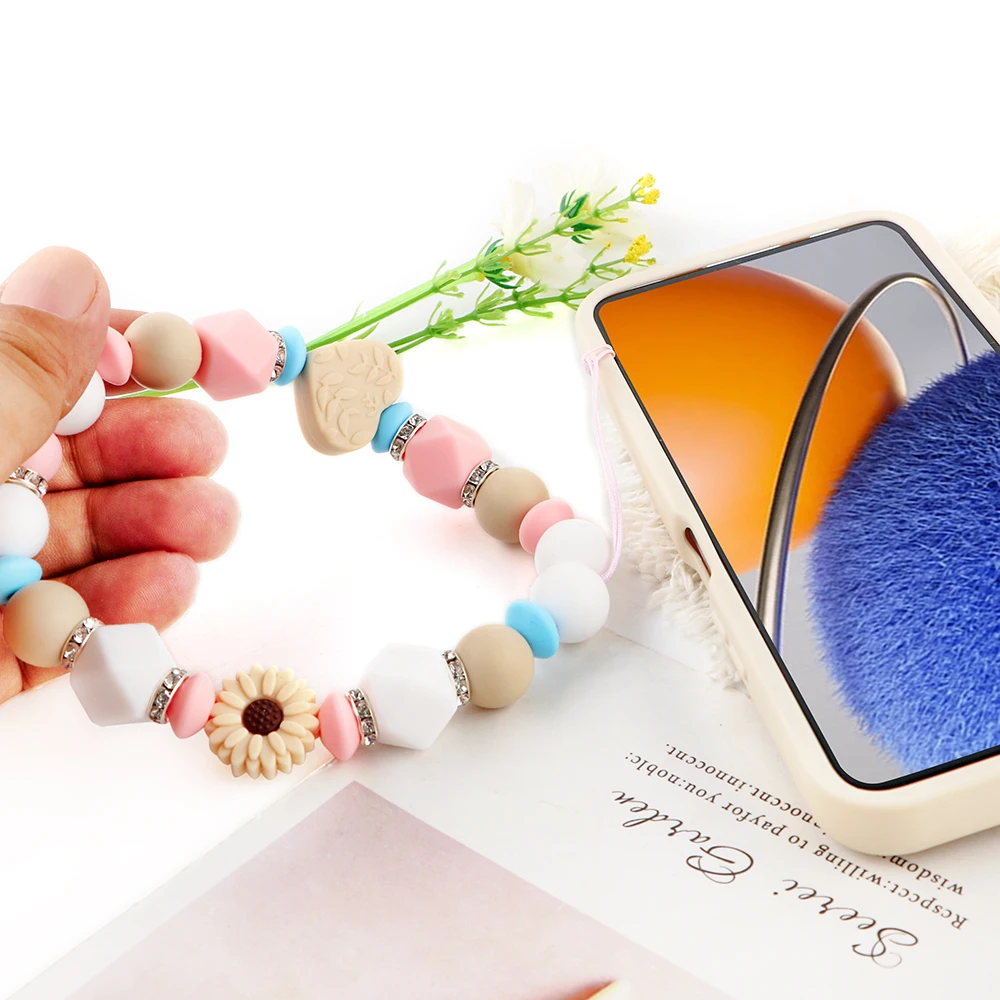 44 Pcs/Lot，  Flower Focus Beads And Silicone Beads Suitable For DIY Pen Bracelets, Keychains, Backpacks And Other Decorative