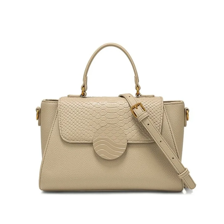 

Hot new handheld shoulder bag simple versatile models of highgrade women's bags