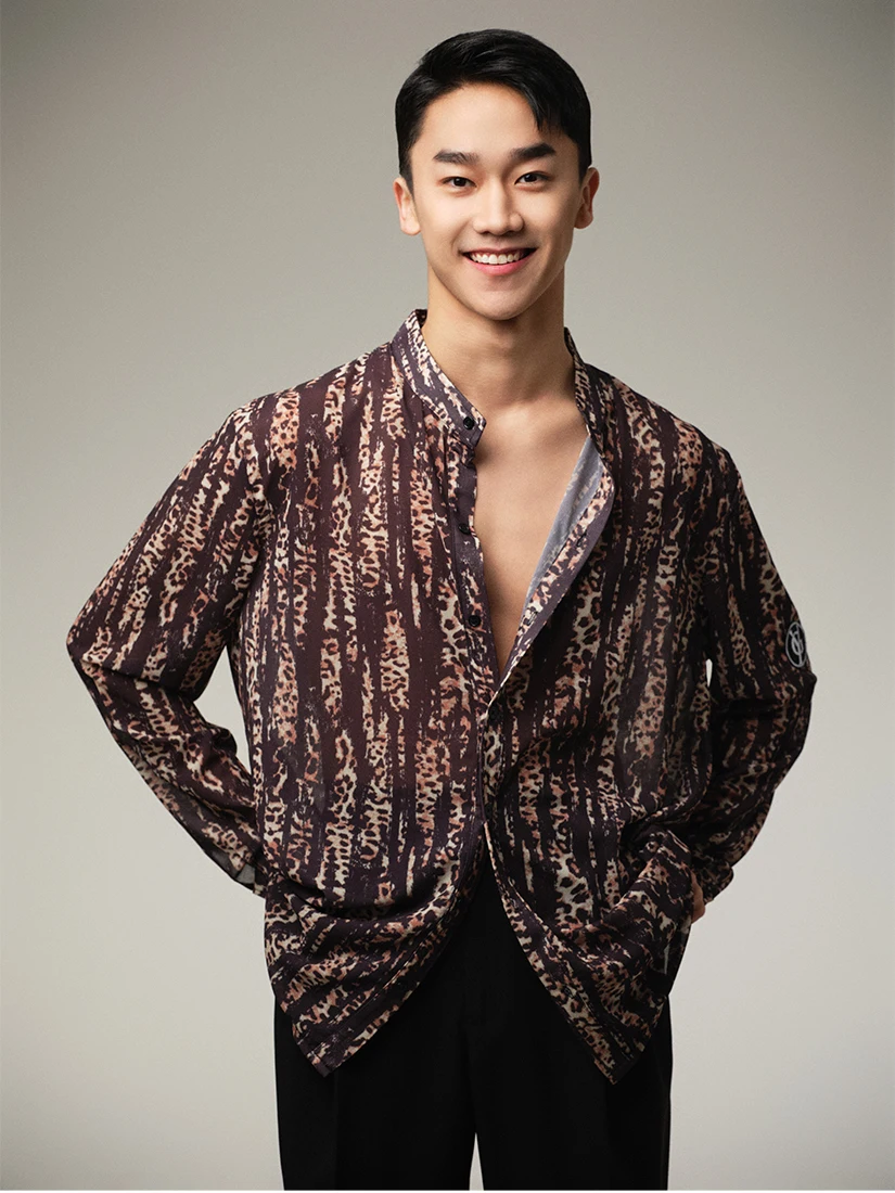 Robe de pratique latine personnalisée pour hommes, vêtements de Performance, édition ample, imprimé panthère jaune, col montant, petit haut à manches longues