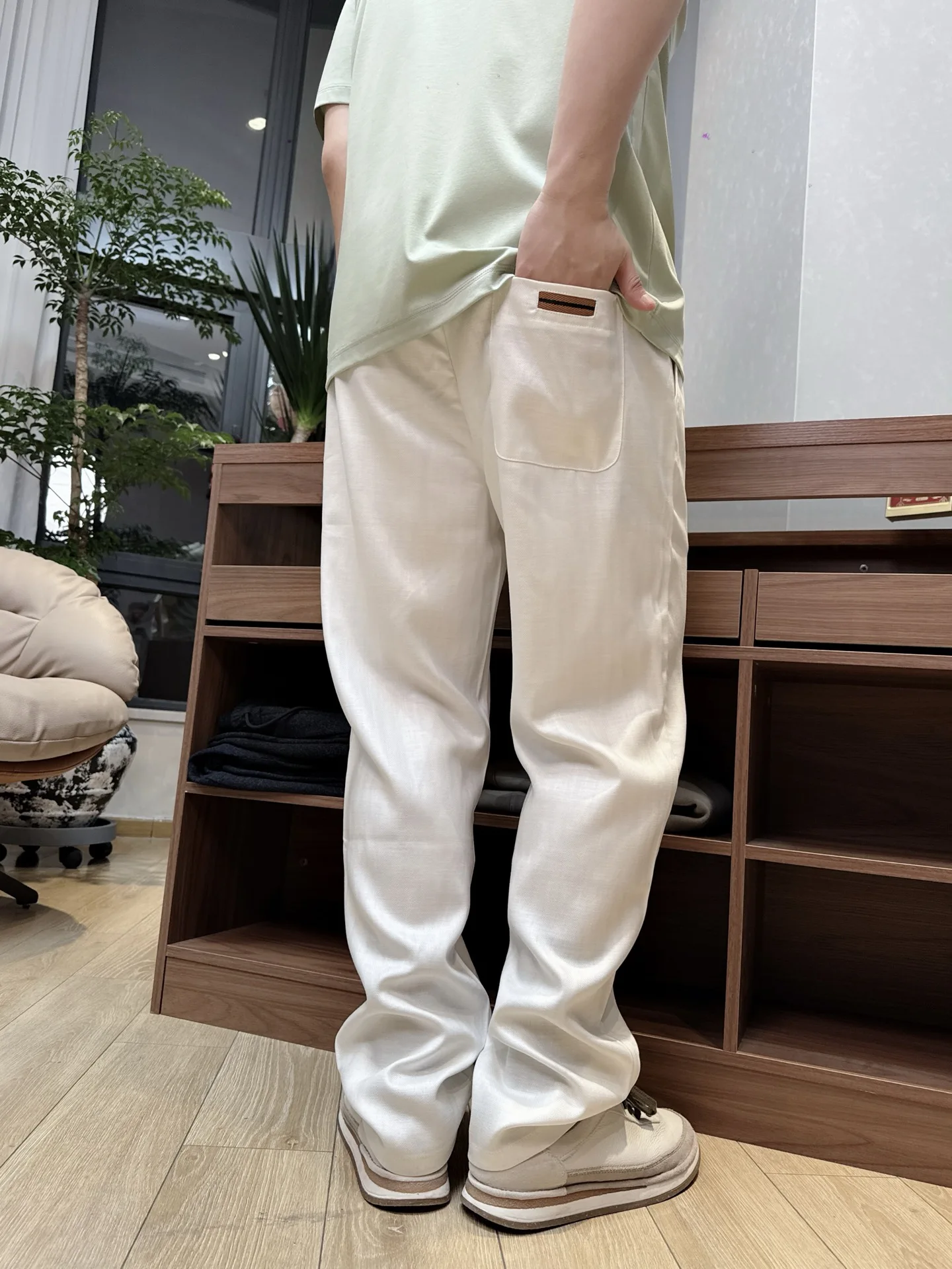 

Italian Style Men's Casual Pants Summer 2026 Fashion Drawstring Straight Leg Embroidered Sporty Trousers Classic Preppy Look