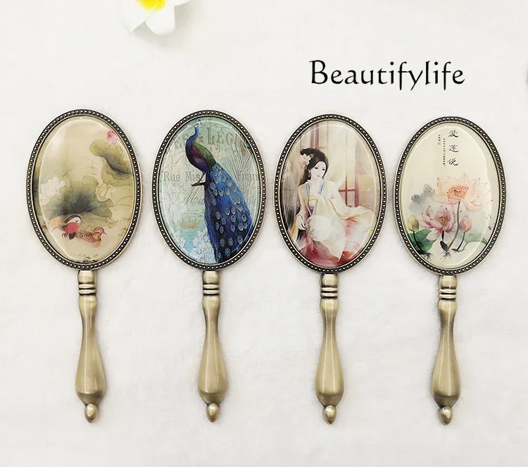 European-Style Retro Handle Mirror Women's Makeup Mirror Small Portable Portable Princess Handheld Mirror