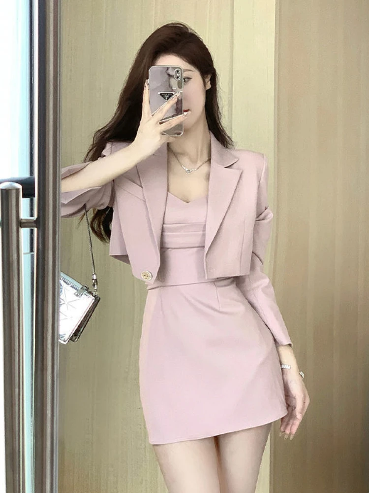 Imagem -05 - Outono Rosa Conjunto de Vestido de Duas Peças Feminino Blazer Cabolsa Mais Vestido de Alça Conjunto Feminino Casual Coreano Moda Magro Elegante Vestido Terno 2024 Novo