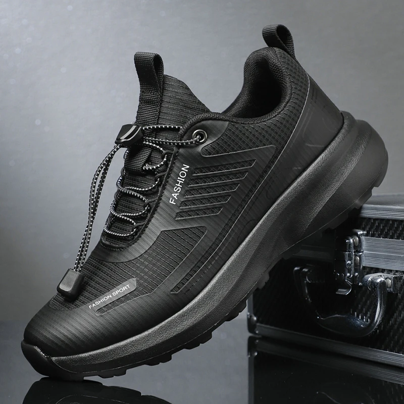  أحذية رياضية بيضاء شهيرة للرجال لعام 2025 - مريحة على طراز لوفر، خفيفة الوزن ومسامية، متينة وغير قابلة للانزلاق، سهلة التنظيف، عصرية #2