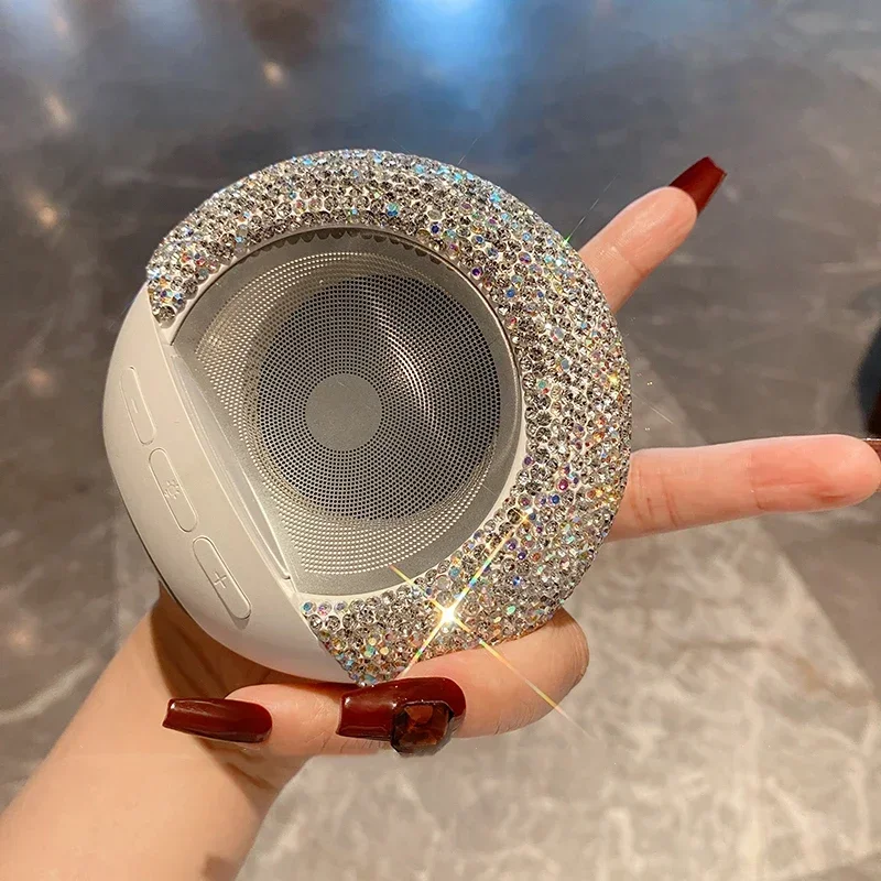 

Sparkling Rhinestone Mini Portable Wireless Speaker Colorful LED Light USB Wireless Audio Subwoofer Rechargeable For Smartphone