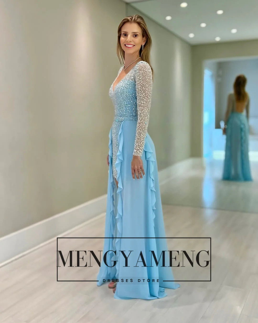2025 Blue Luxury Women Party Dresses Beading Deep V-Neck Long Sleeves Mini Prom Dress with Ruffled Customized Evening Gown
