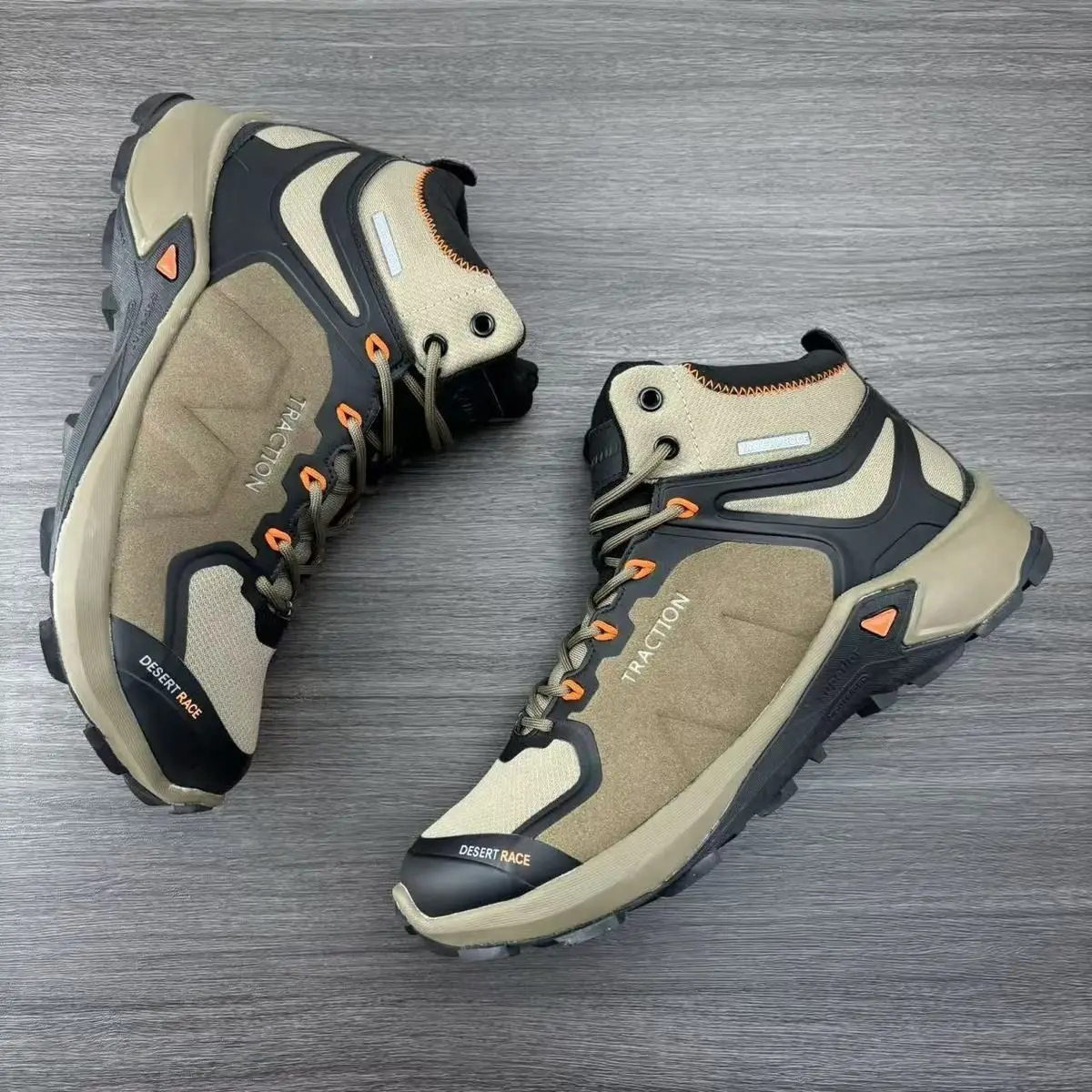 New men's and women's outdoor hiking shoes, casual travel sneakers couple waterproof windproof and non-slip couple hiking shoes.