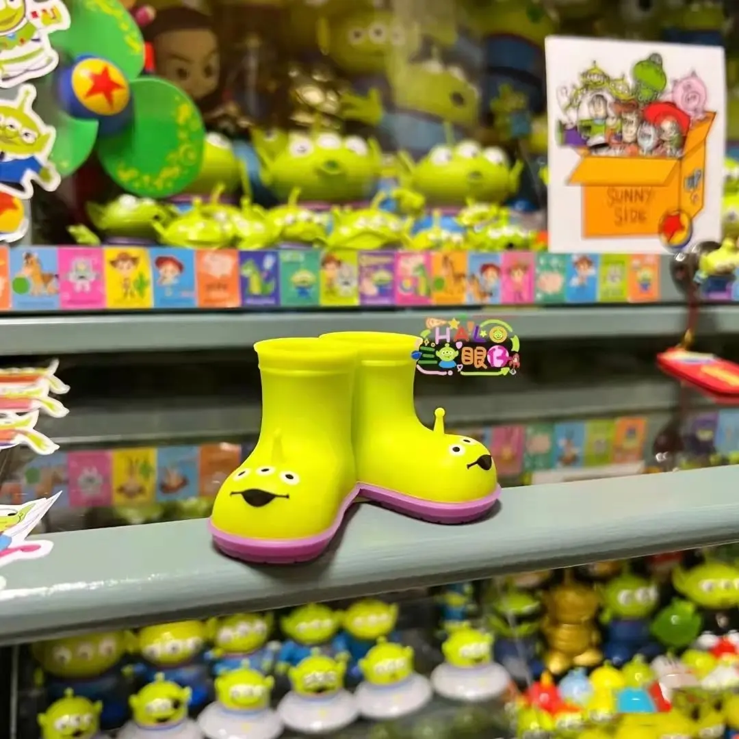 Toy Story Alien Rain Boot Toothbrush Holder Bathroom Creative Rain Boot Couple No-Drill Popular Cute Pen Holder