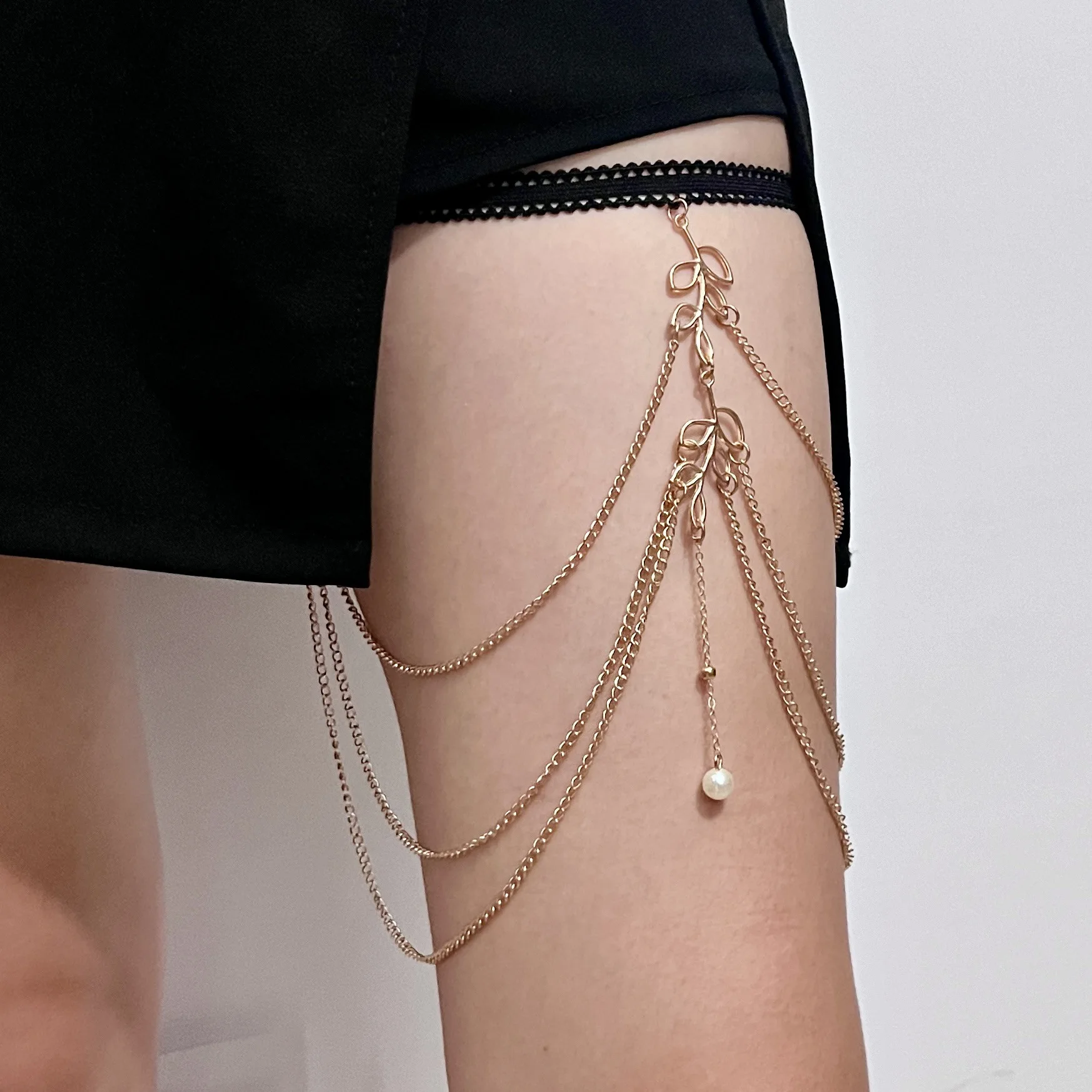 Sexy thigh chain elastic multi-layer leaf long leg chain for women