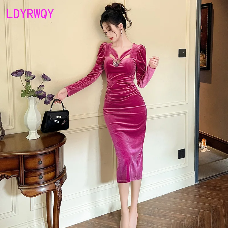 Formal Dress 2023 Autumn/Winter New Ladies' Hollow out Velvet Wrap Hip Dress