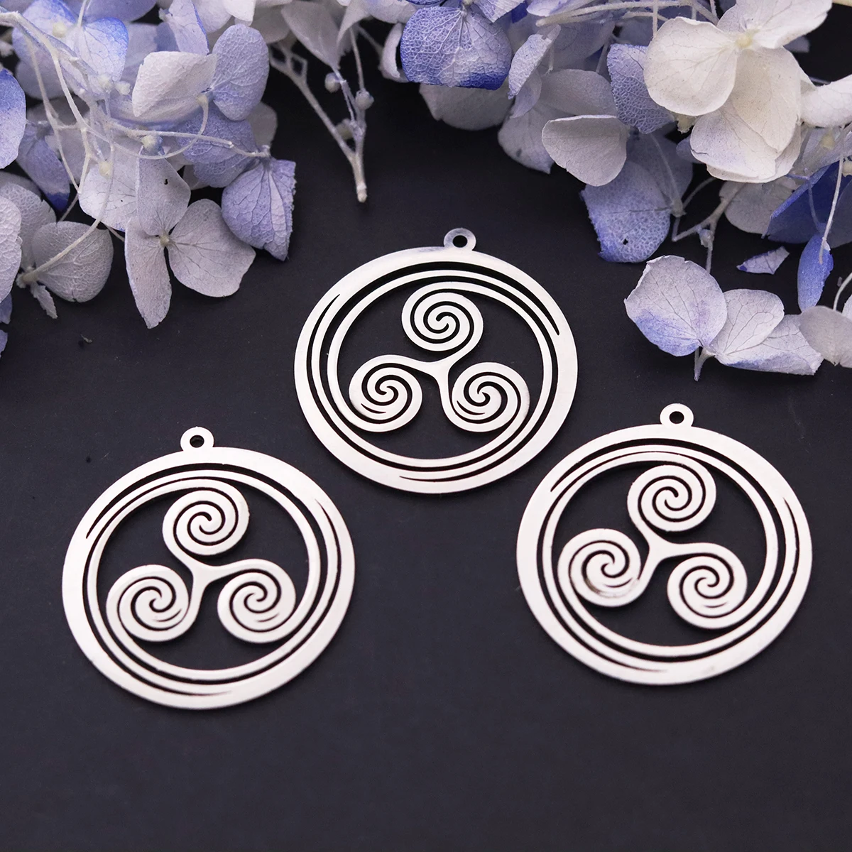 3pcs Round Celtic Triskele Spiral Charms Stainless Steel Pendant For DIY Jewelry Making Earrings Necklaces Keychain Accessories