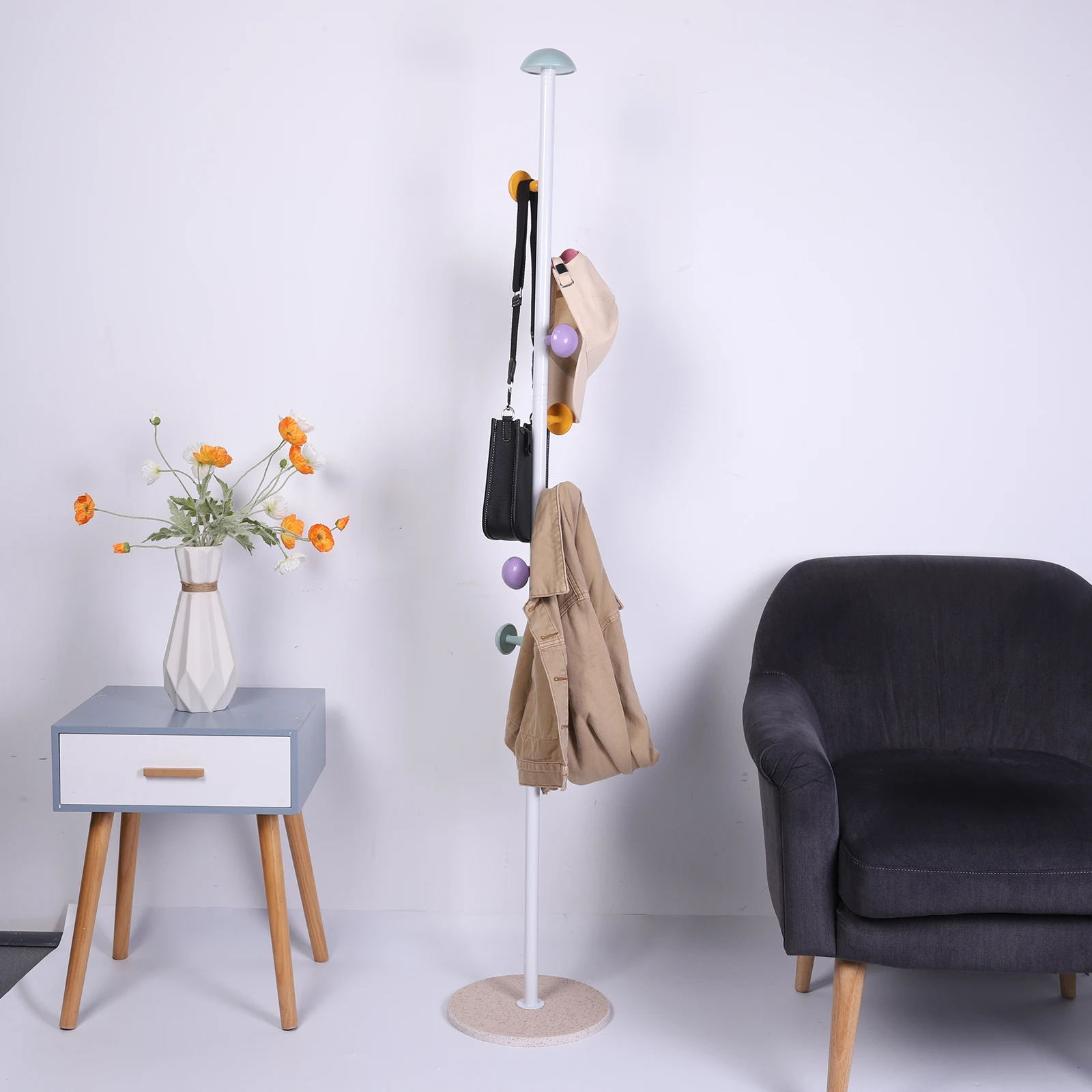 

Colored Mushroom Coat Rack with 7 Hooks Floor Organizer Clothes Hanger (White)