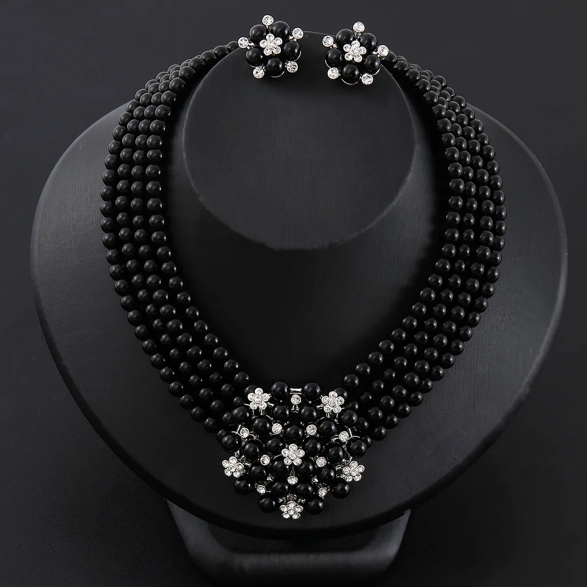 3 Pieces Faux Pearl Happiness Flower Wedding Necklace Earrings Jewelry Set Suitable For Dinner Party Brides Wedding Accessories