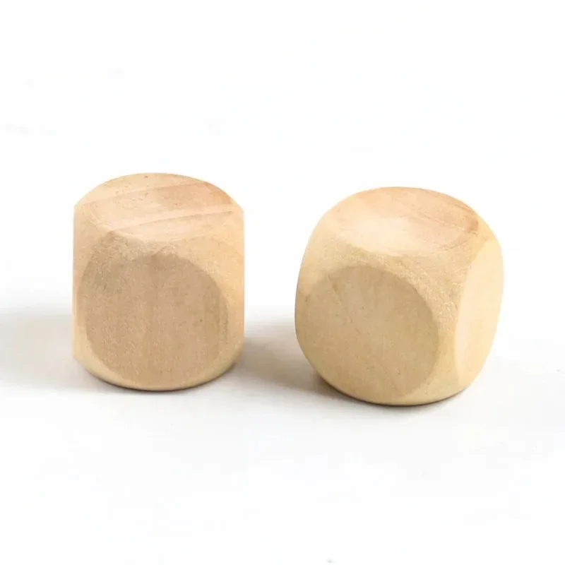 GRETY 30 Dados De Madera Sin Pintar En 3 Tamaños (10, 15 Y 20 Mm) Con Bolsita Negra – Perfectos Para DIY Y Manualidades