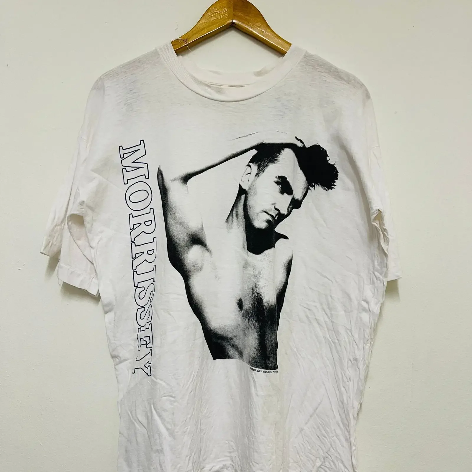 Vintage 80s Morrissey Viva Hate 1988 T Shirt 90s British Indie Rock Band White vintage Washed Comfortable Casual streetwear