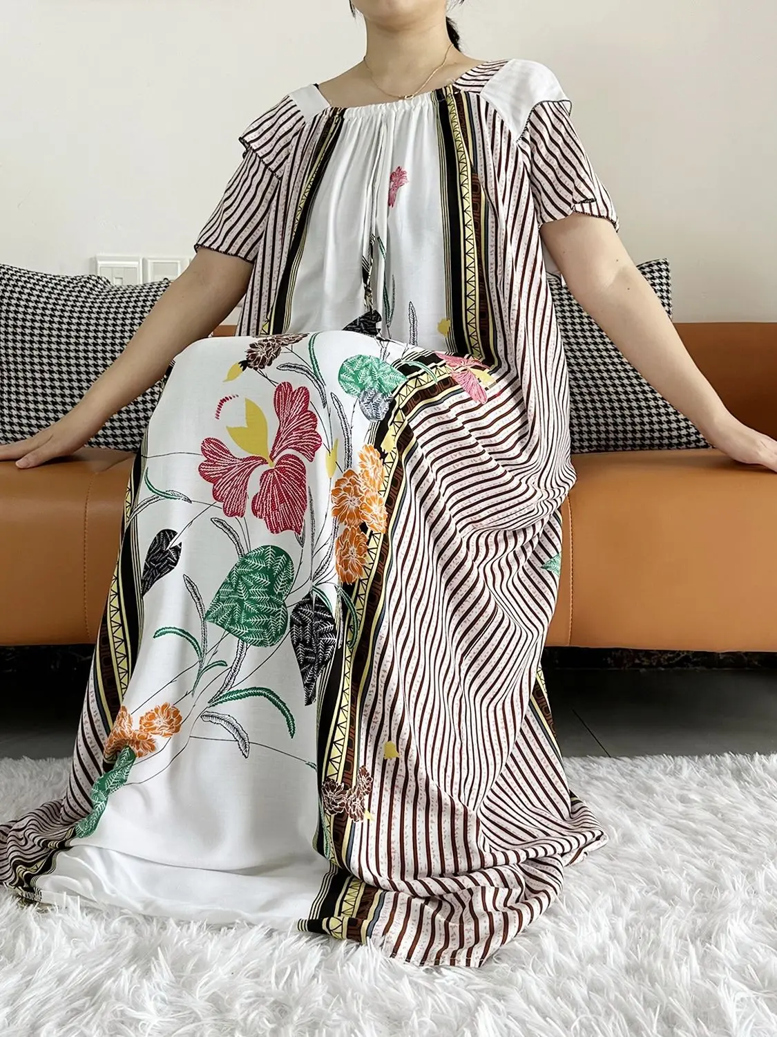 New 2023 Summer Abaya Short Sleeve Dress Dashion Boat-Neck Loose Floral Boubou Maxi Islam Women Dress African Abaya Clothes