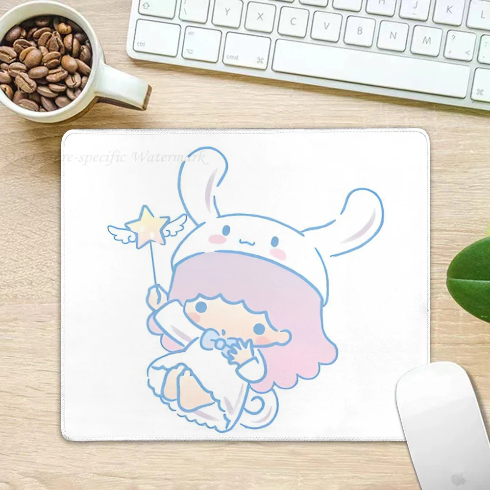 Miniso Sanrio Kawaii Hello Kitty Cinnamoroll Kuromi Mousepad Small LockEdge Mouse Pad For Gamers, Computer Desk Pad