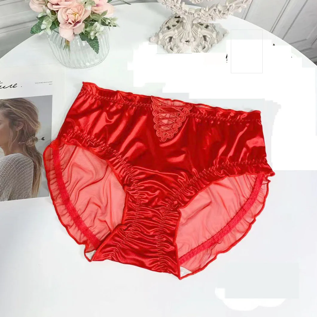 Adding fertilizer to increase ladies lace underwear women\'s plus size satin ice silk seamless briefs women\'s 100 kg wholesale