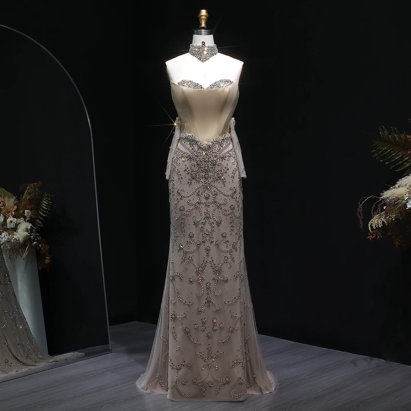 Sharon Said Luxuriöses Dubai Champagner Meerjungfrauen-Abendkleid mit Choker und Handschuhen für Damen Hochzeitsfeier-Kleid SS069 Maßanfertigung – Detail 7