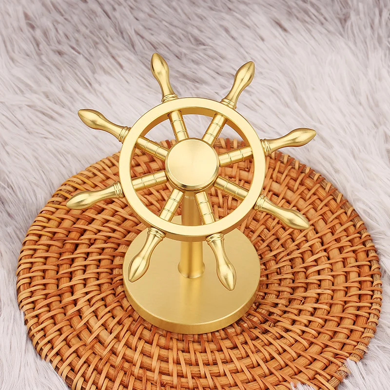 Pure Copper Rudder Turns Smoothly, Hands At The Helm of The Ship Steering Wheel Creative Desktop Decompression Artifact Brass
