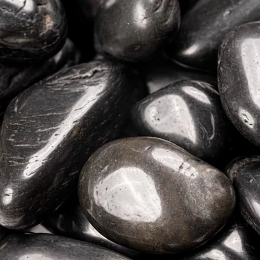 

Decorative Black Super Polished 1 in. to 2 in. Quartzite Pebbles 40 lb. Bag