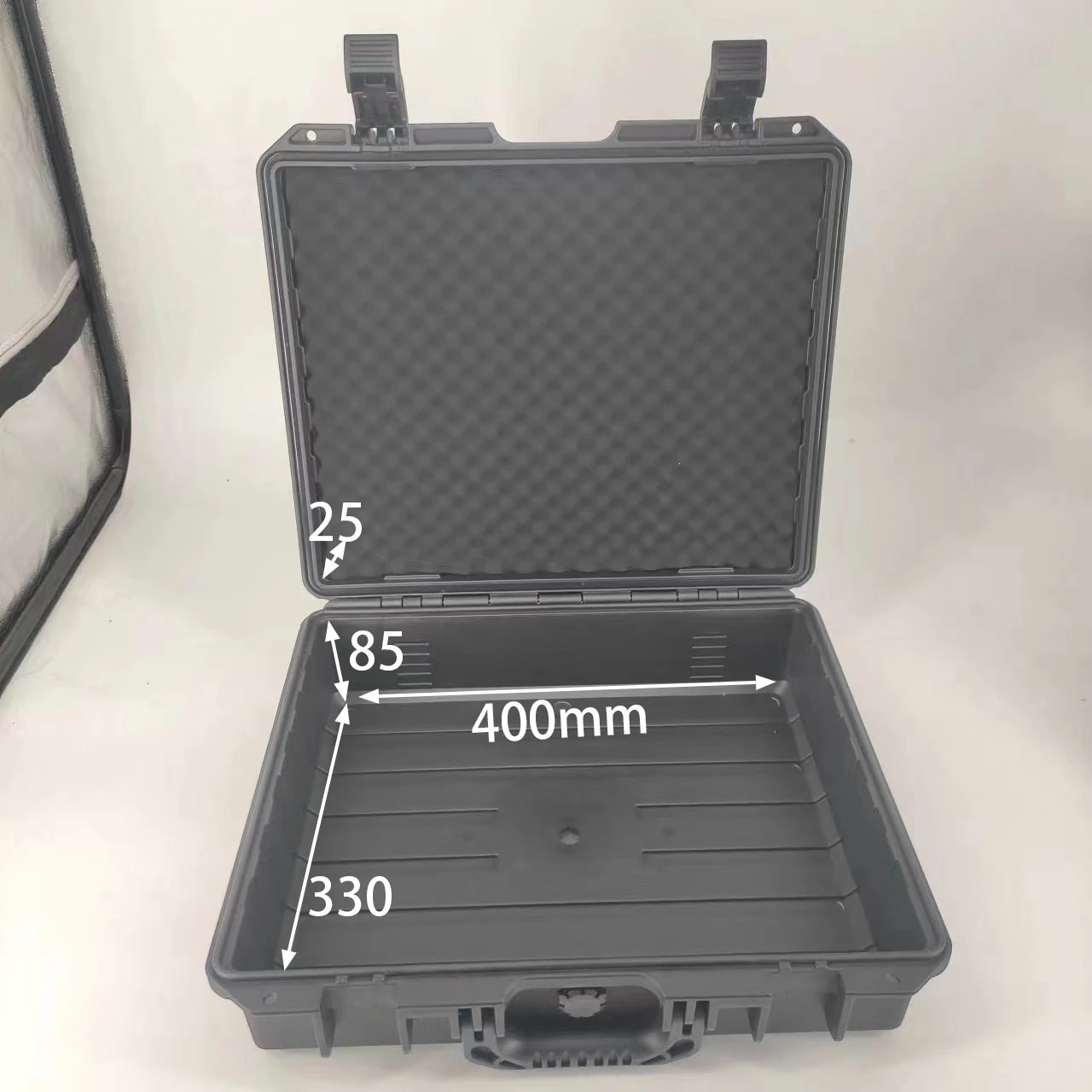 DPC081-4 Hard Plastic IP67 Waterproof Equipment Safety Protective Carrying Case With Customized Foam