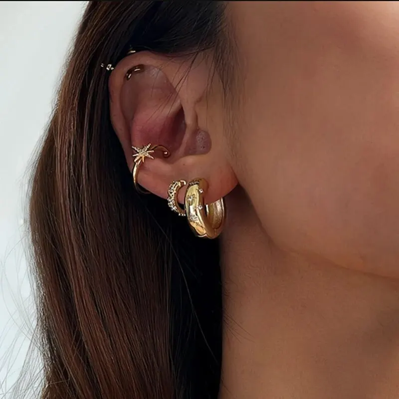 Großhandel Modische Zarte 18K Vergoldete Edelstahl-Ohrringe Minimalistische Chunky Farbige Zirkon-Huggie-Ohrringe für Damen – Detail 2