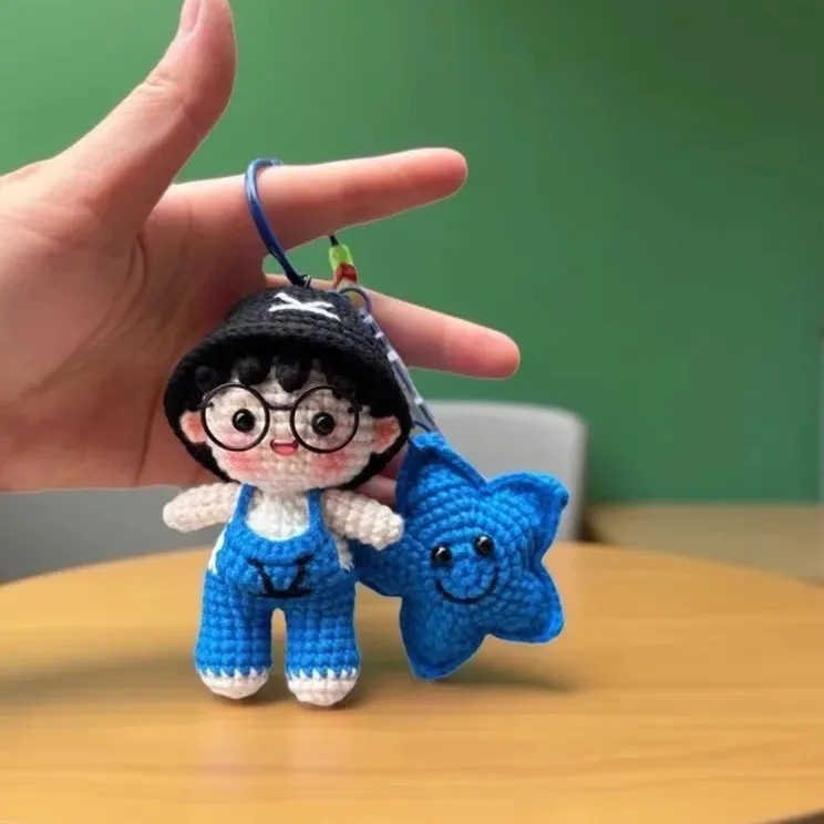 kit-de-material-diy-para-croche-de-boneca-zhang-jie-microfone-e-fio-tema-felicidade-futura-com-suporte-para-enfeite-pendur