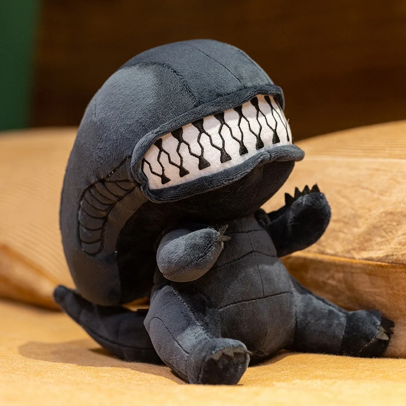 

Мягкая плюшевая игрушка-кенгуру «Кавайный инопланетянин-ксеноморф», милая аниме-кукла в стиле чиби для фанатов фильмов, коллекционная плюшевая игрушка