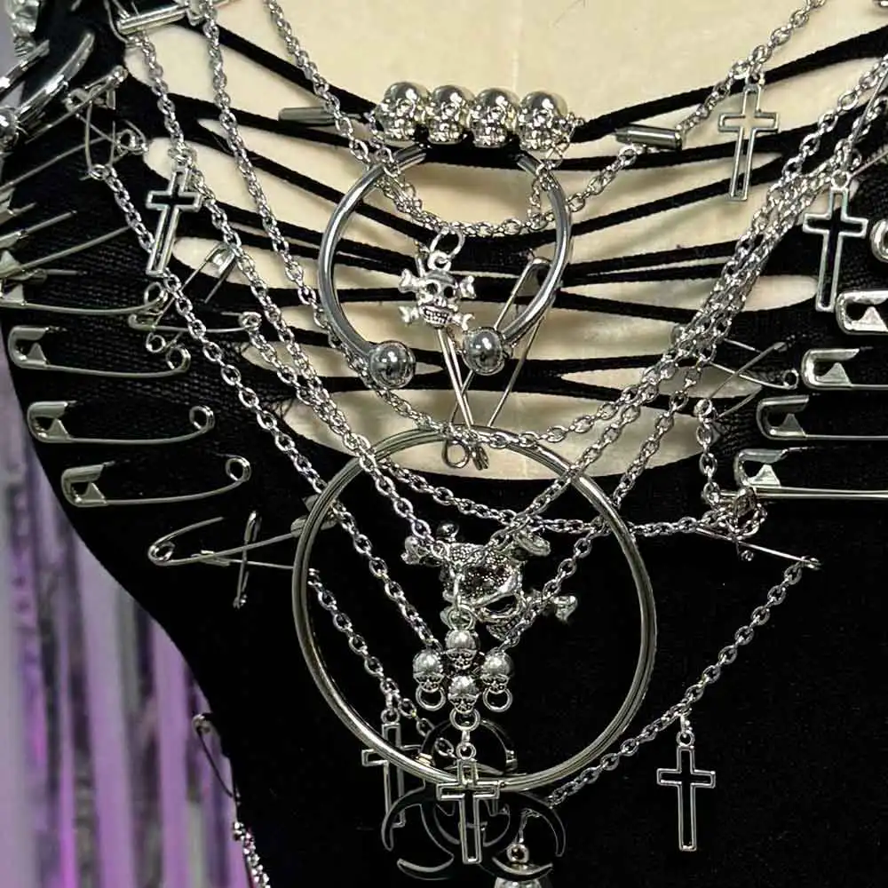 Emo Street Wear Harajuku Fashion Revival Goth Skull Chain E-Girls Grunge Y2K Halter Camisole TOPS Hip Hop Punk Rock Pin