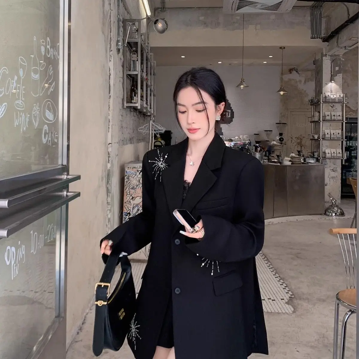 Exquisite Suit Jacket Female 2026 Spring Autumn New Small Blazer Coat Design Sense Outwear Loose High-Quality Overwear Women Top