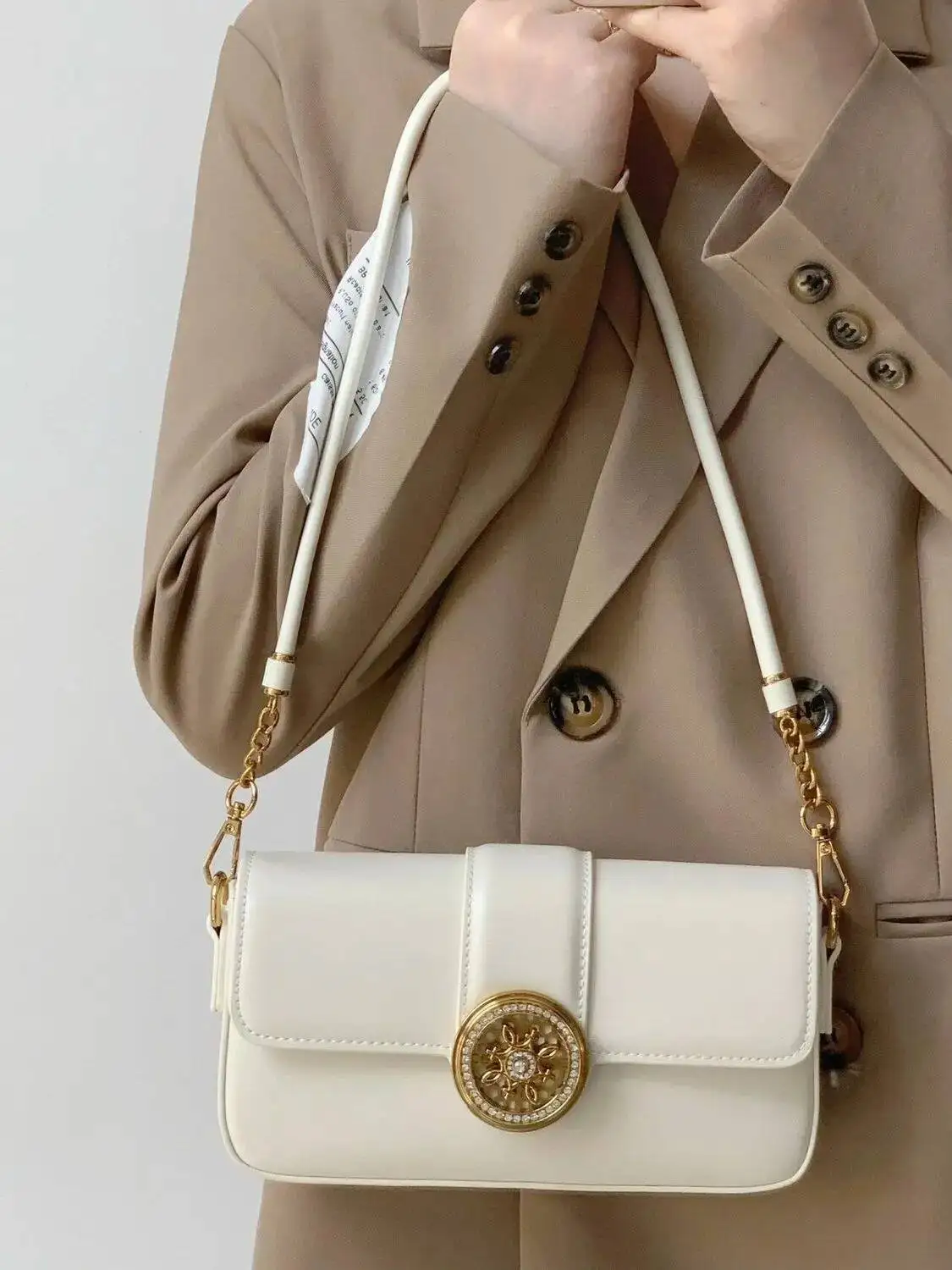 

Bloom Elegance White Shoulder Bags Wallets Women High Street Leather Y2k Handbag Female Fashionable Baguette Underarm Bag New