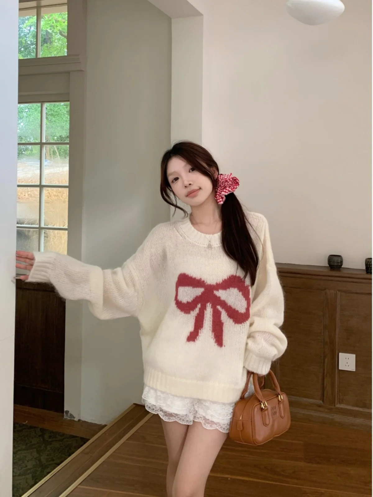 

Мягкий длинный вязаный свитер Sve, женский свободный свитер, милый круглый узел с вышивкой, осеннее новое поступление, полиэстер...