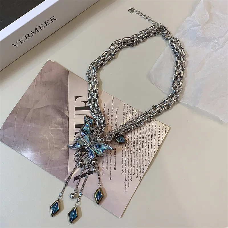 2024 New Butterfly Necklace Women's Jewelry Retro Style Party Gift