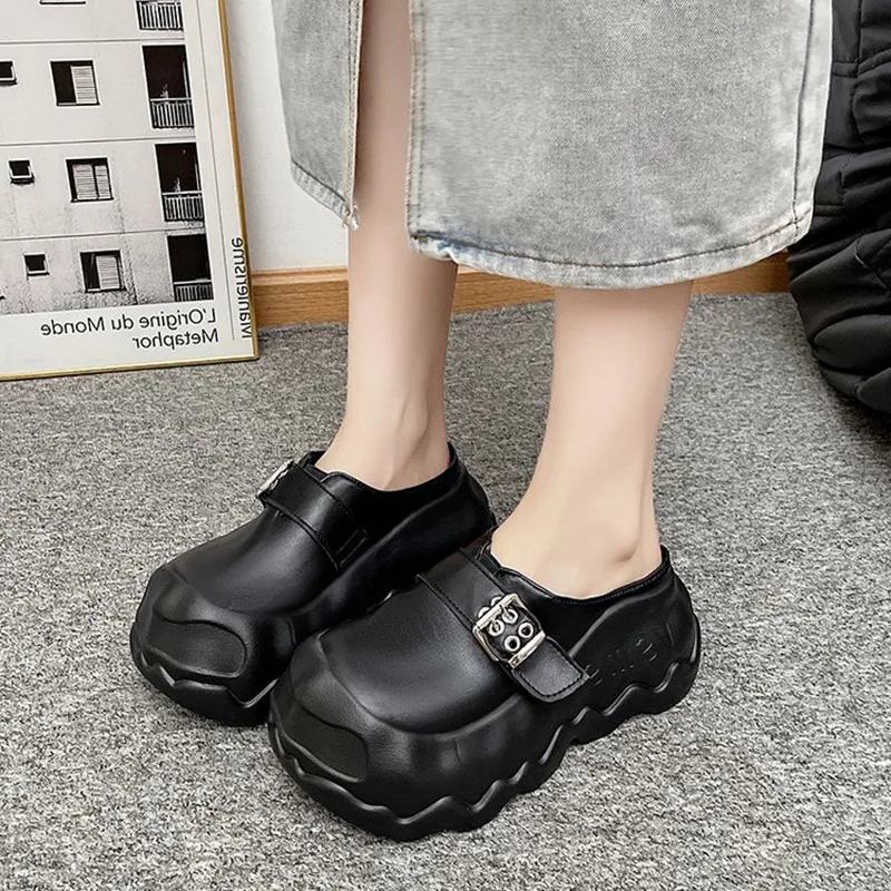 

НОВЫЕ женские тапочки на массивном каблуке 8 см, летние женские кроссовки на платформе с пряжкой, сандалии на танкетке, шлепанцы, вулканизированная обувь De Muje