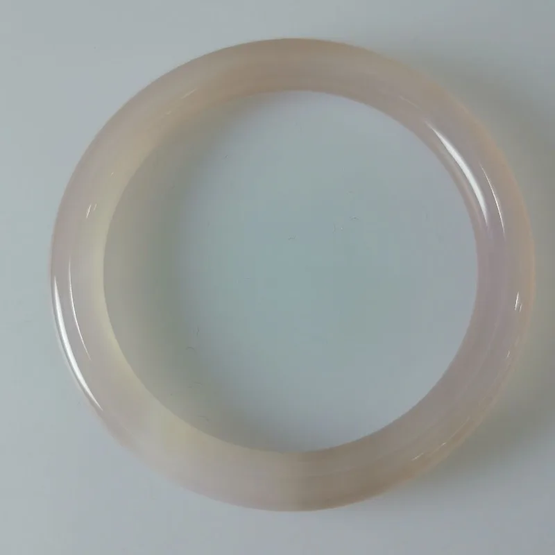 

Natural Agate Chalcedony Bracelet, Ice Light Pink Girl Fashion Versatile Jade Bracelet