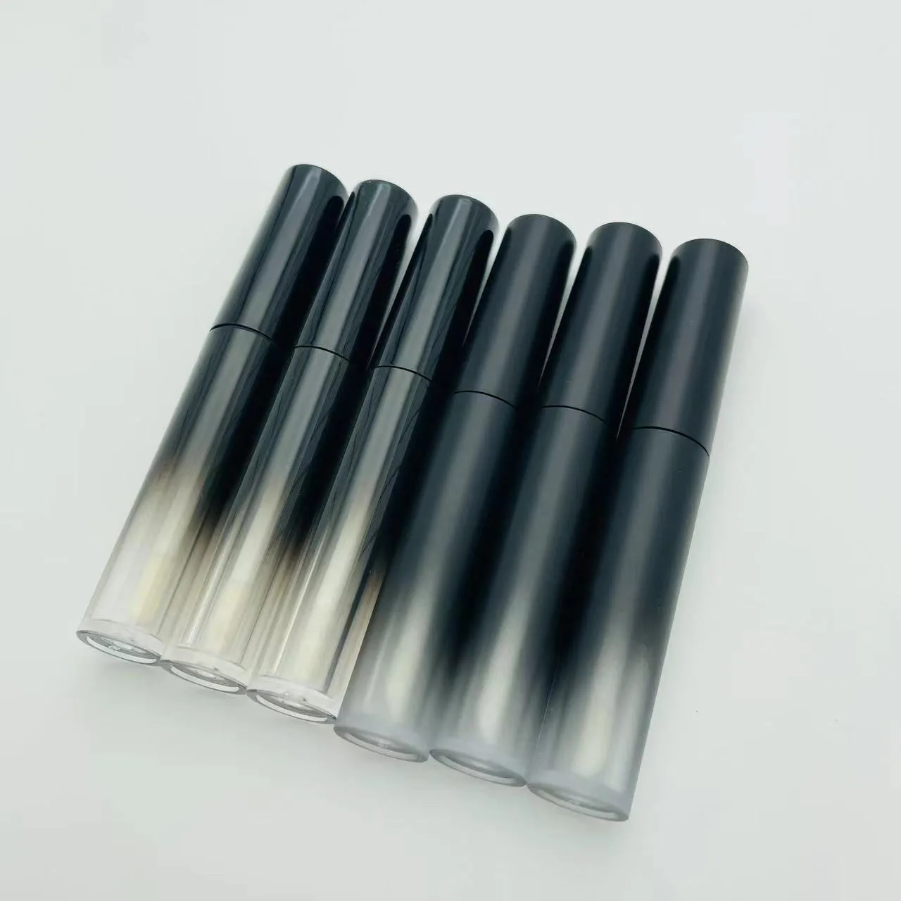 About 4ml Matte Black Mascara Tubes Gradient Empty Lip Gloss Container Eyeliner Bottle Cosmetic Packaging