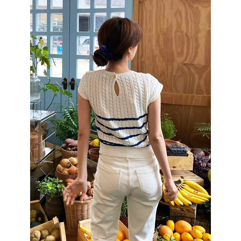 Slim Fit Striped Knit Top Women's Short Sleeve T-Shirt Spring Summer New Style Versatile Design Commute Style Low round Neck