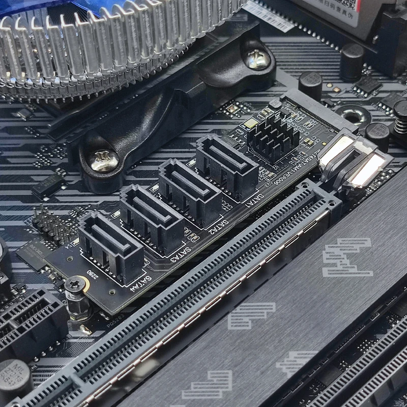 M.2 M-Key PCI Express to SATA 3.0 拡張カード ASM1064 チップセット コンバータ カード OS/Windows/Linux 6Gbps 4 ポート SATA のサポート