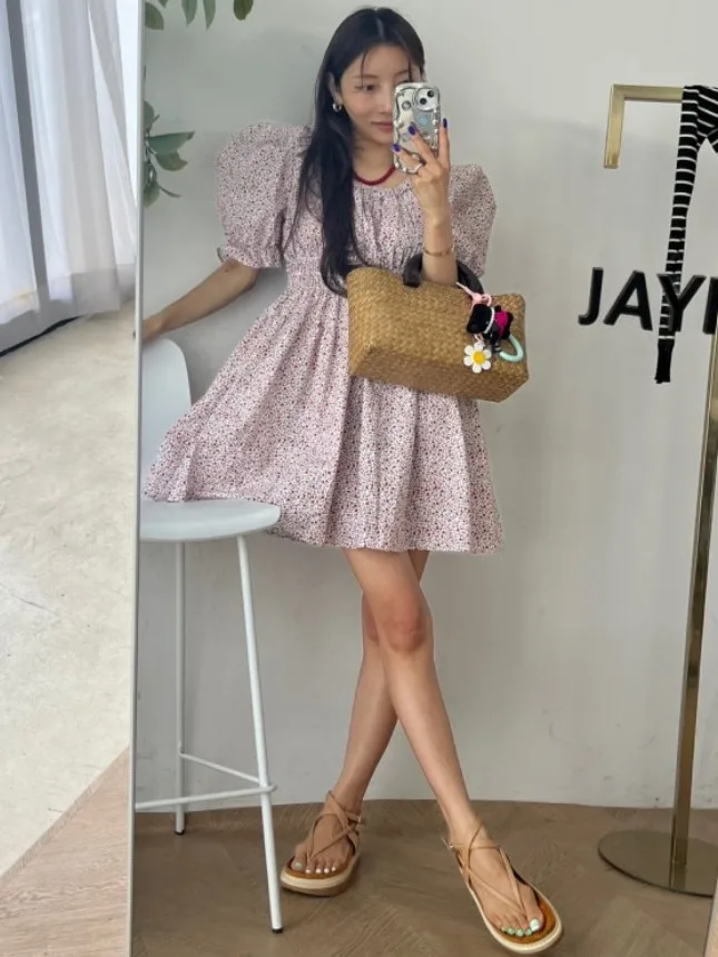 

Dongdaemun 2025 Summer New Bubble Sve Floral Print Midi Dr Women's Korean Sle Square Collar Princ Sve Dr