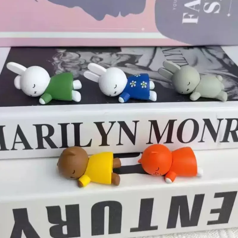 

Genuine Miffys T-ARTS Papa Sleep Capsule Toys Small Figurines Desk Ornaments Gachapon Sleeping Bunny Puppy