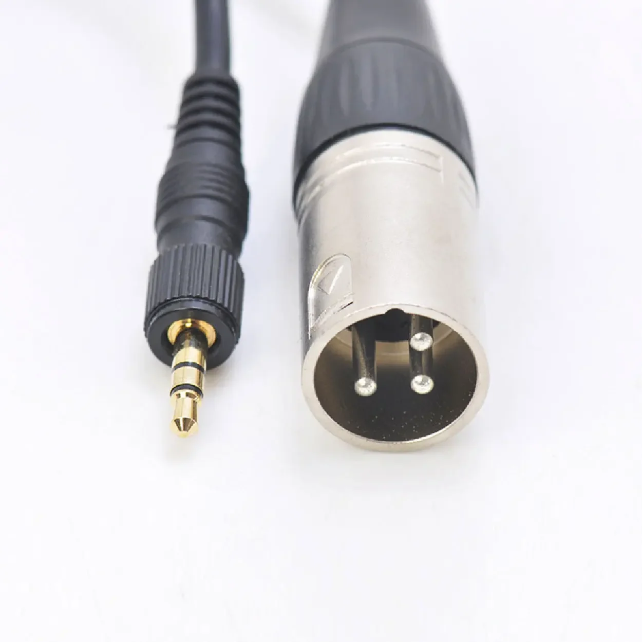 Saramonic Maple Flute SR-UM10-C35XLR with Lock 3.5mm TRS to XLR Male Output Adapter Cable