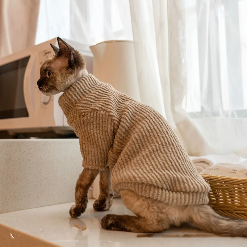 Winter Lamb Fleece Pet Vest for Hairless Cats - Vintage Style Cat Clothes for Devon Rex, Cornish Rex, Siamese, Cozy Pet Sweater
